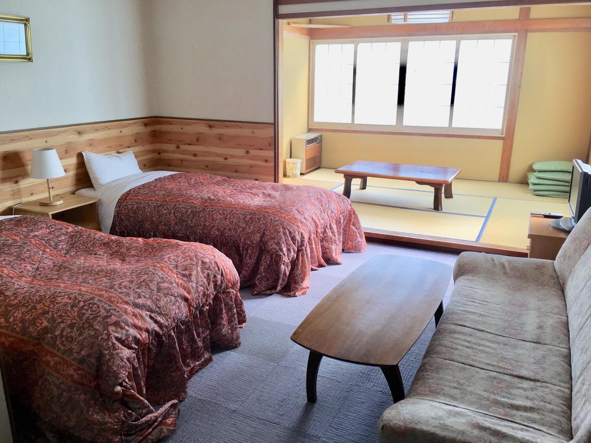 Pension Bergland Kusatsu  Εξωτερικό φωτογραφία